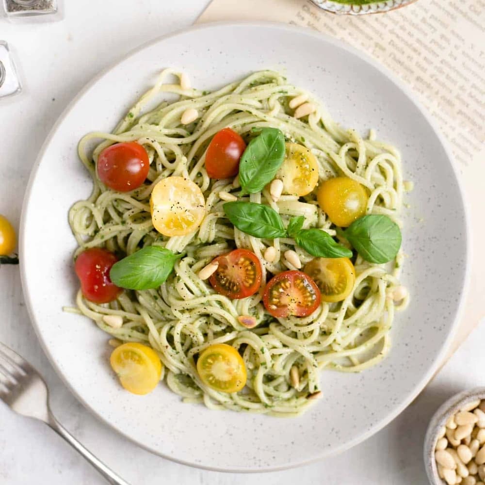 Pesto Pasta with Cherry Tomatoes